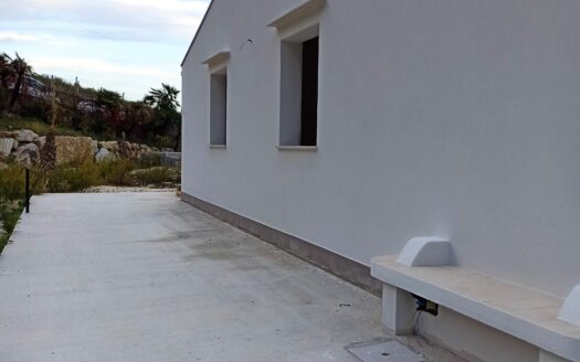 Villa moderna con Piscina