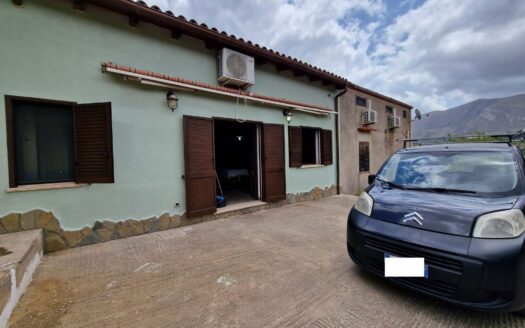 Graziosa Villetta a schiera Scopello