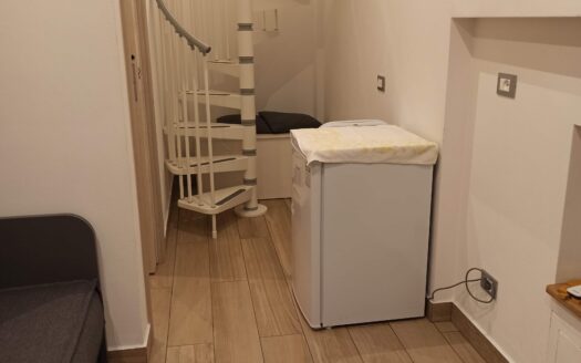 Graziosa indipendente pochi passi dalla spiaggia